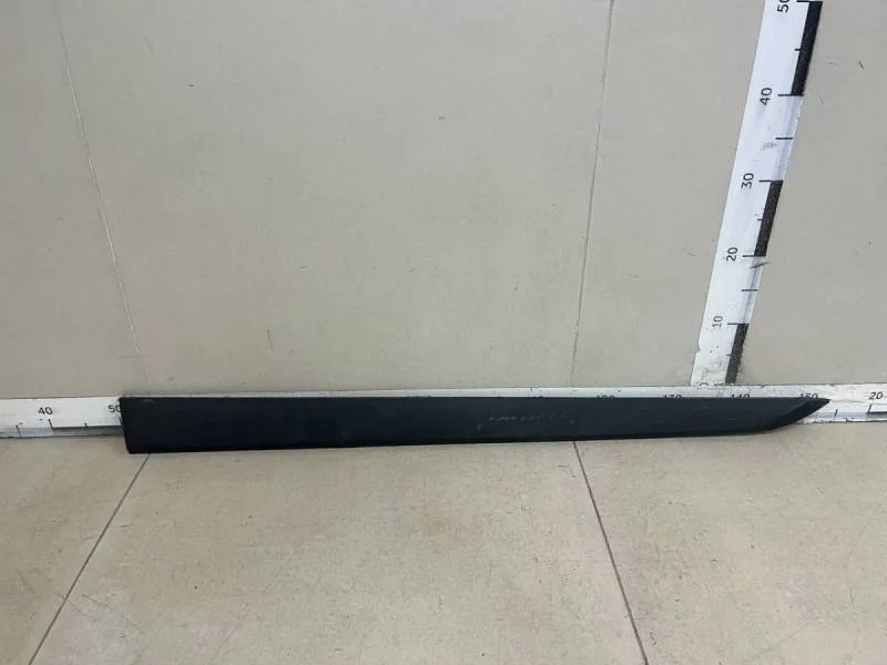 Молдинг передней левой двери Kia Rio 4 (FB) 2017>