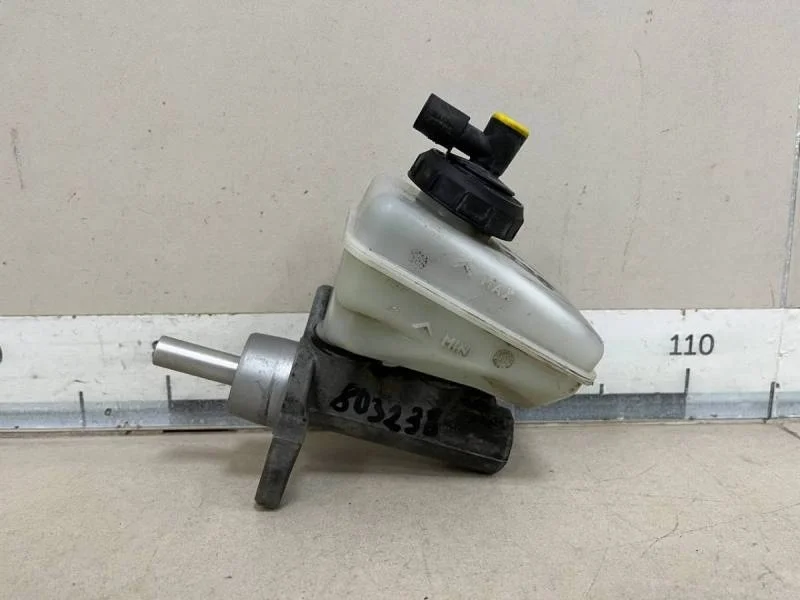 Цилиндр тормозной главный Renault Sandero 2009-2014