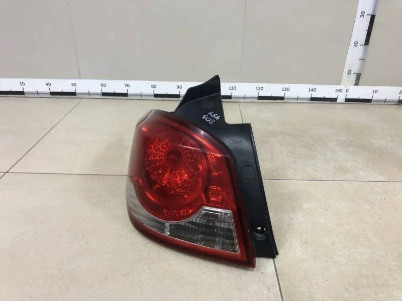 Фонарь задний левый Chevrolet Cruze (J300) 2009-2016