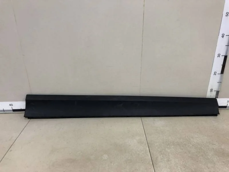 Накладка двери передней правой BMW X3 F25 2010-2017