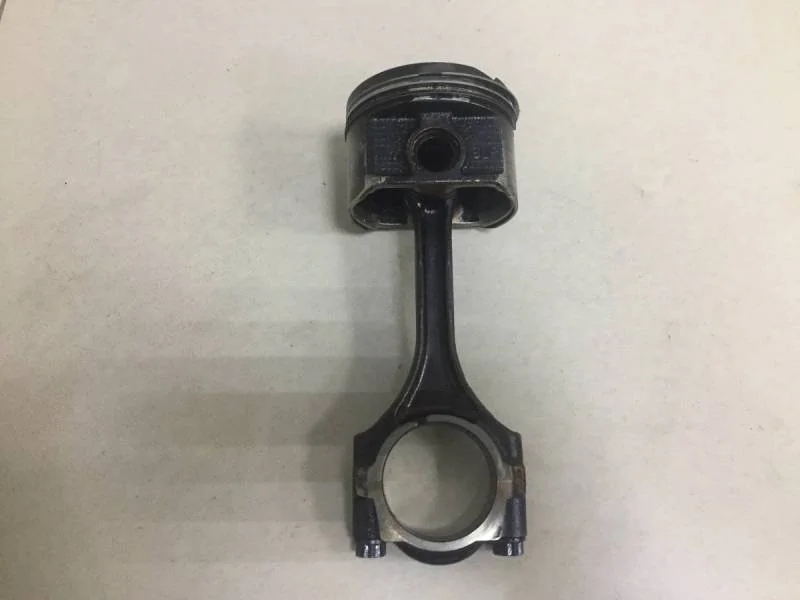 Поршень с шатуном Toyota Avensis (T250) 2003-2009