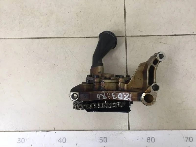 Насос масляный Volkswagen Jetta (5K) 2011>