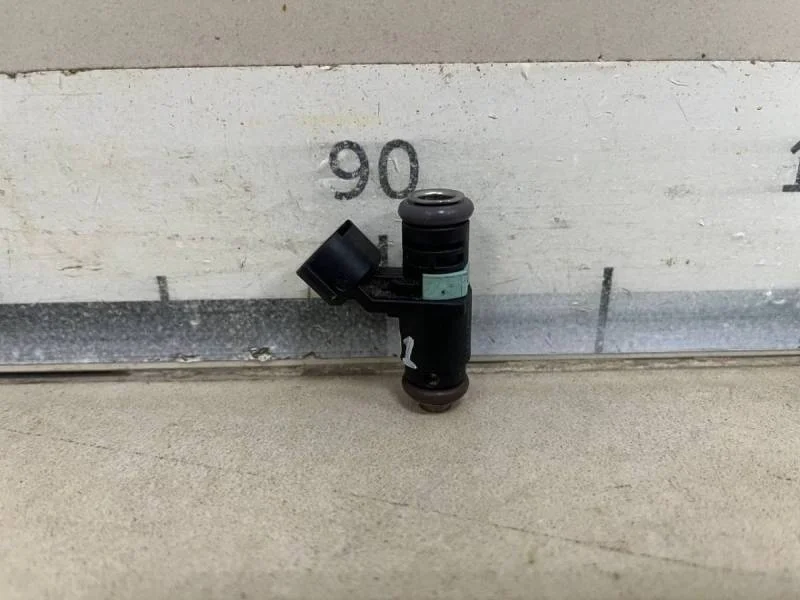 Форсунка инжекторная электрическая Volkswagen Polo (Sed RUS) 2011>