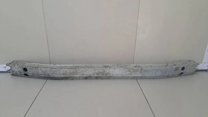 Усилитель заднего бампера Toyota Rav 4 (A30) 2006-2013