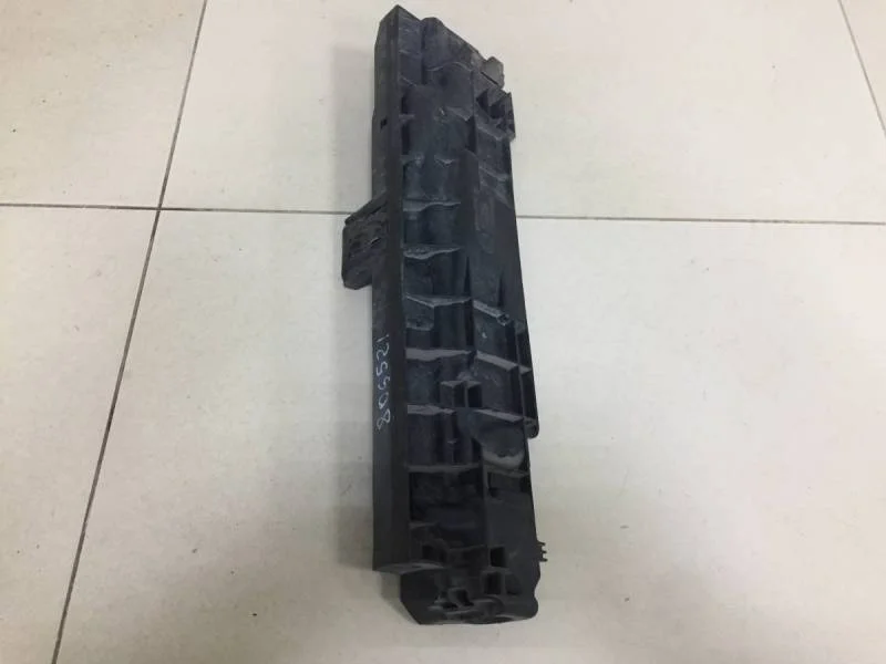 Кронштейн радиатора BMW 3-series E92/E93 2006-2012