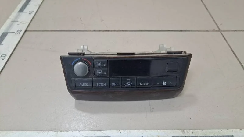 Блок управления климатической установкой Nissan Maxima (A33) 2000-2008