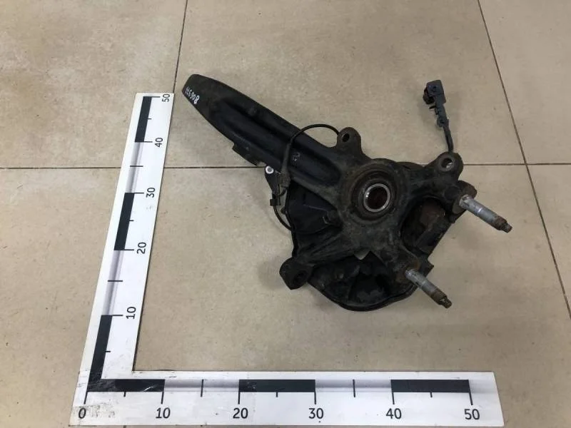 Кулак поворотный передний левый Mazda Mazda 6 (GH) 2007-2012