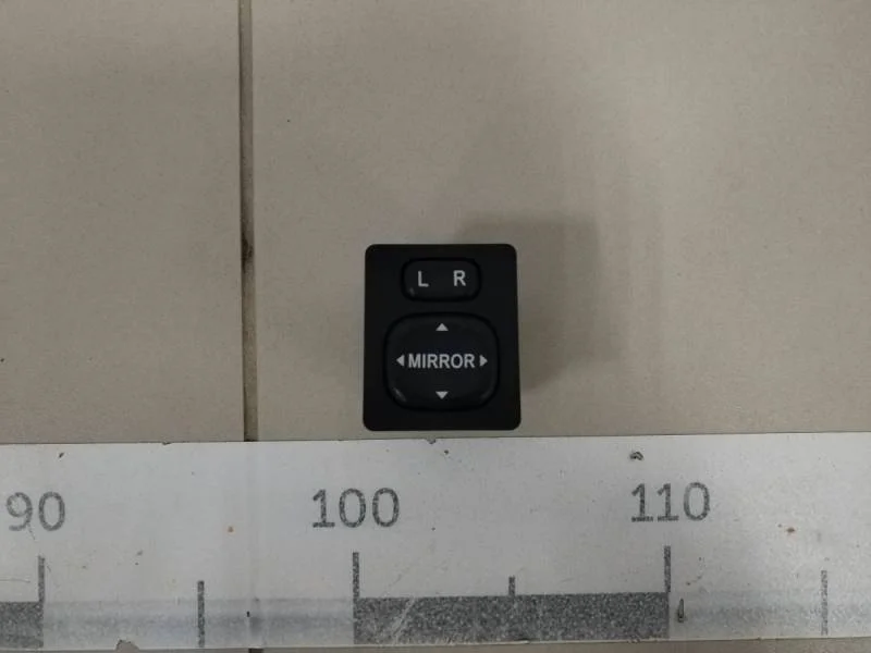 Переключатель регулировки зеркала Toyota Corolla E150 2006-2013