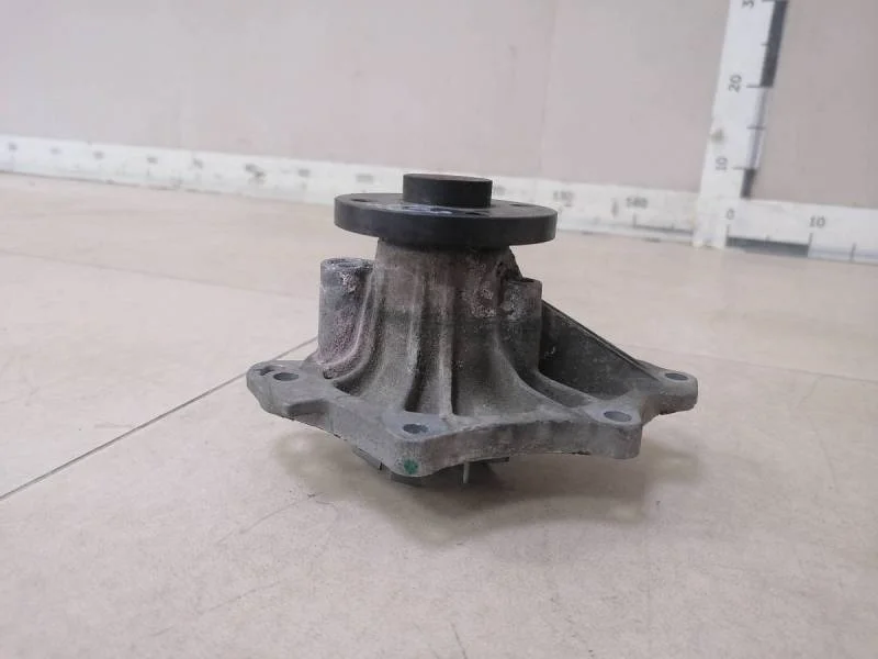 Насос водяной (помпа) Toyota Avensis (T250) 2003-2009