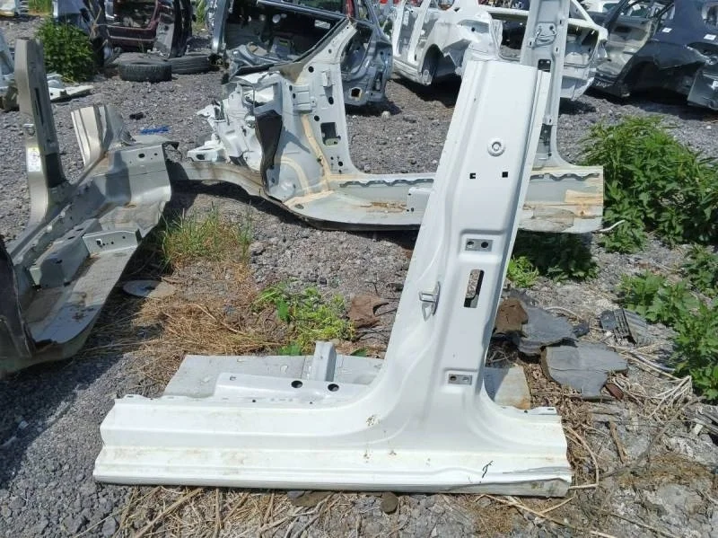 Порог со стойкой левый Skoda Rapid 2012-2020