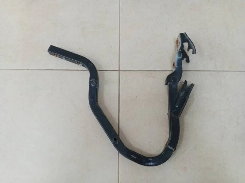 Петля крышки багажника Hyundai Accent (LC, Tagaz) 2000-2012