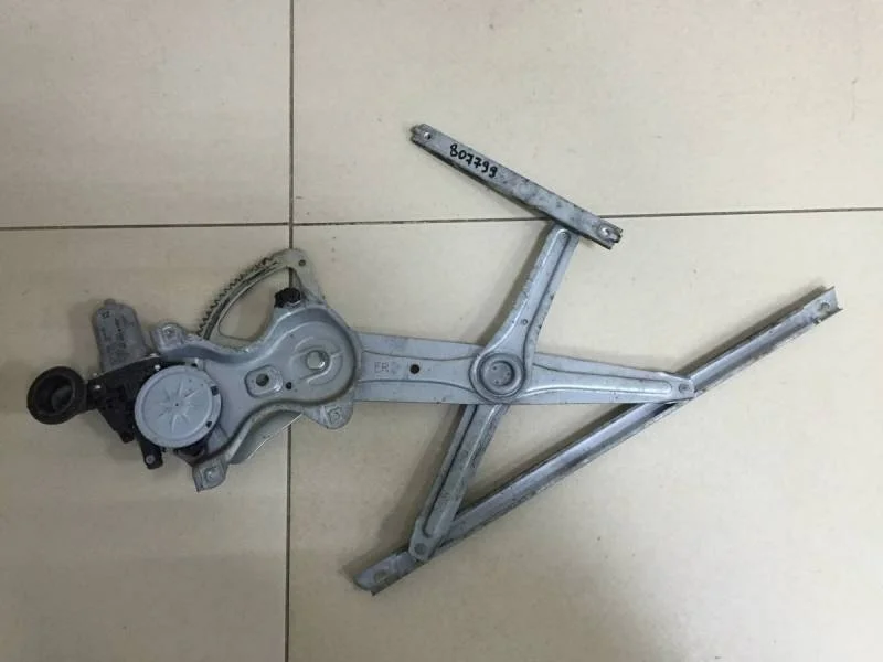 Стеклоподъемник электр. передний правый Toyota Corolla E180 2013>