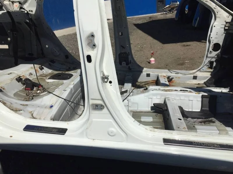 Порог со стойкой правый Hyundai Solaris 2010-2017