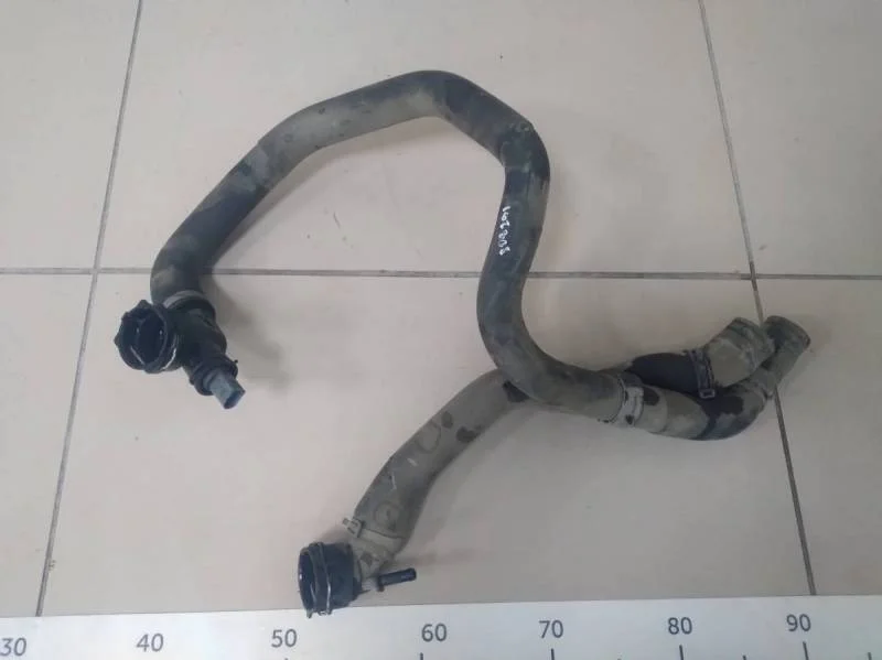 Патрубок радиатора охлаждения Skoda Octavia (A7) 2013>