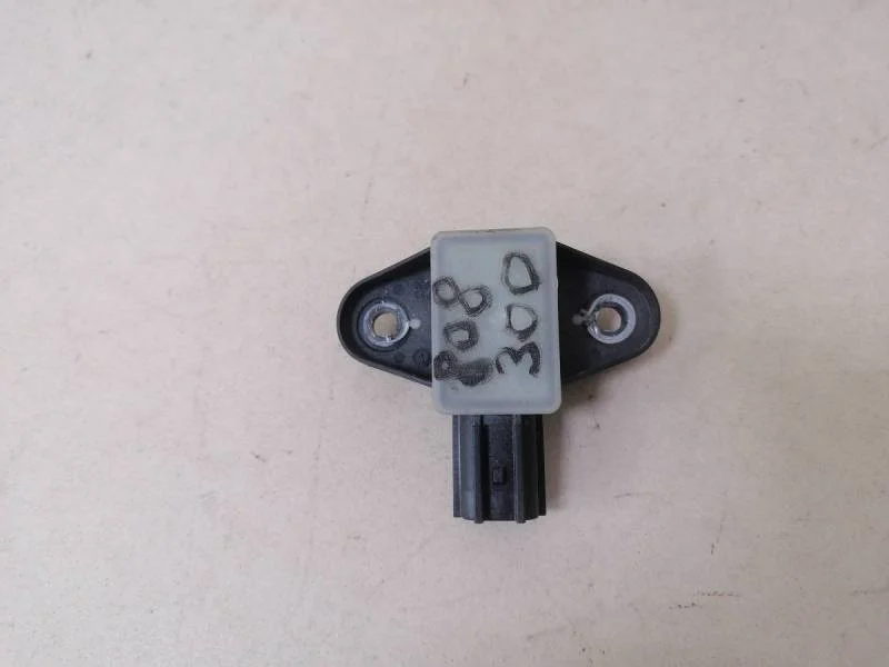 Датчик AIR BAG Volkswagen Tiguan (5N1) 2007-2011