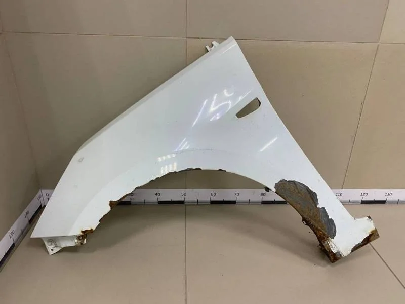 Крыло переднее левое Hyundai Solaris 2010-2017