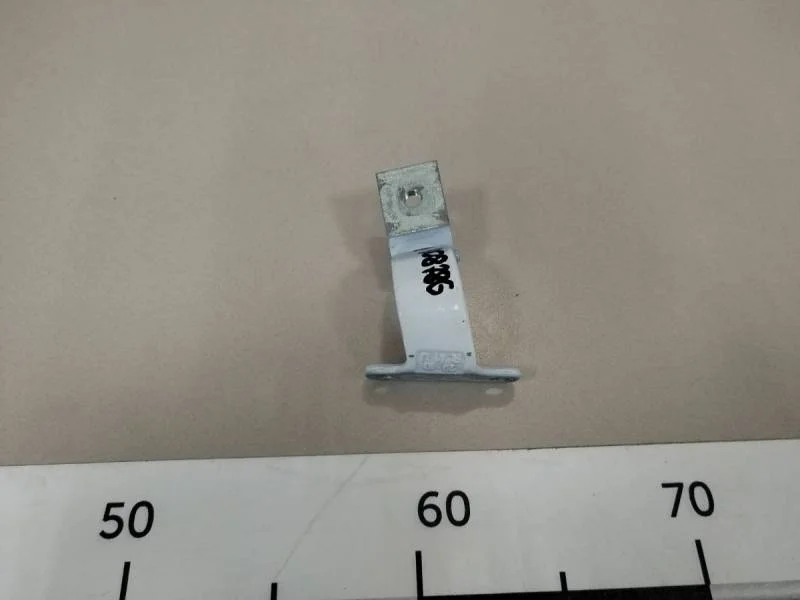 Петля двери багажника Skoda Rapid 2012-2020