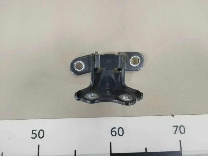 Петля двери задней левой верхняя Hyundai Solaris 2010-2017