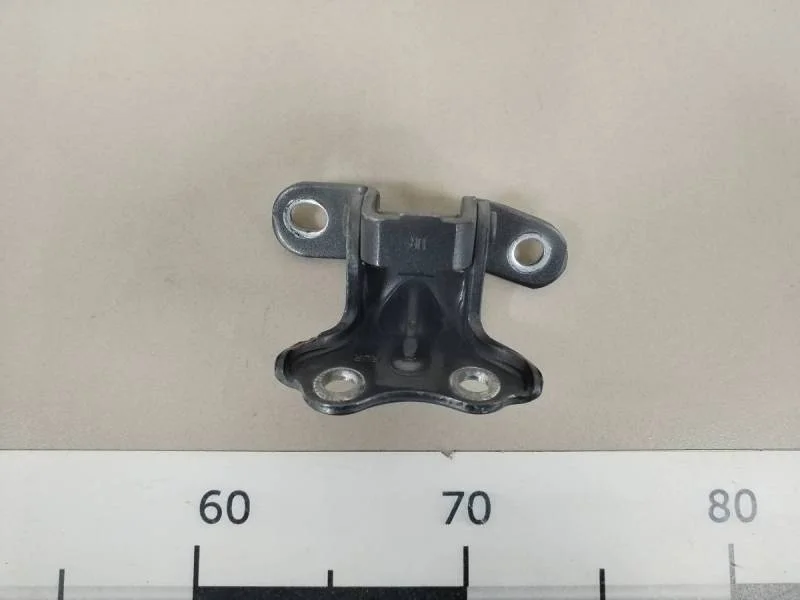 Петля двери задней правой верхняя Hyundai Solaris 2010-2017