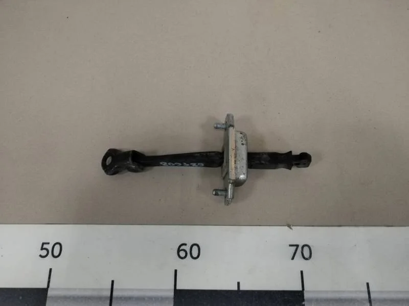 Ограничитель двери Kia Sorento (XM) 2009>