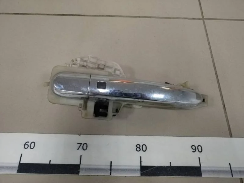 Ручка двери передней наружная правая Kia Sorento (XM) 2009>