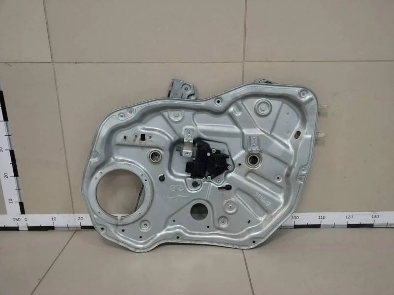 Стеклоподъемник электр. передний правый Kia Sorento (XM) 2009>