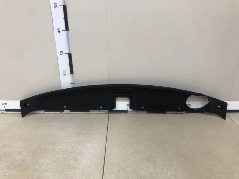 Кожух замка капота Kia Sorento (XM) 2009>