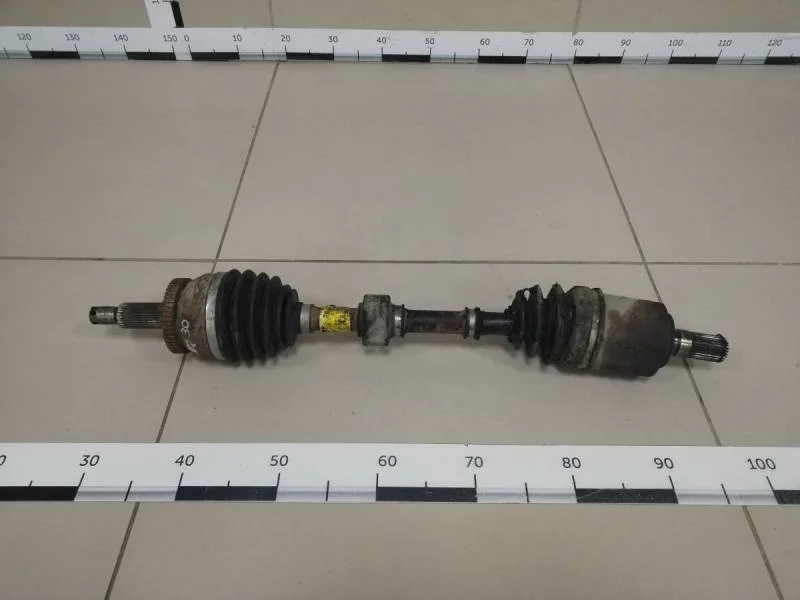 Полуось передняя левая Kia Sorento (XM) 2009>