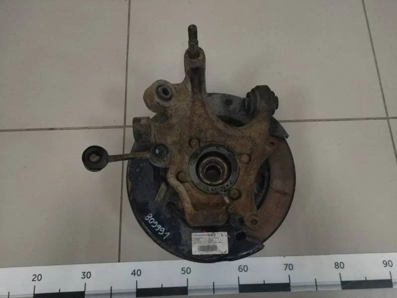 Кулак поворотный задний левый Kia Sorento (XM) 2009>