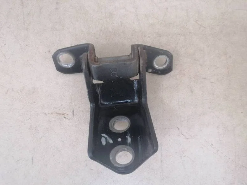 Петля двери передней правой верхняя Mazda Mazda 3 (BK) 2002-2009