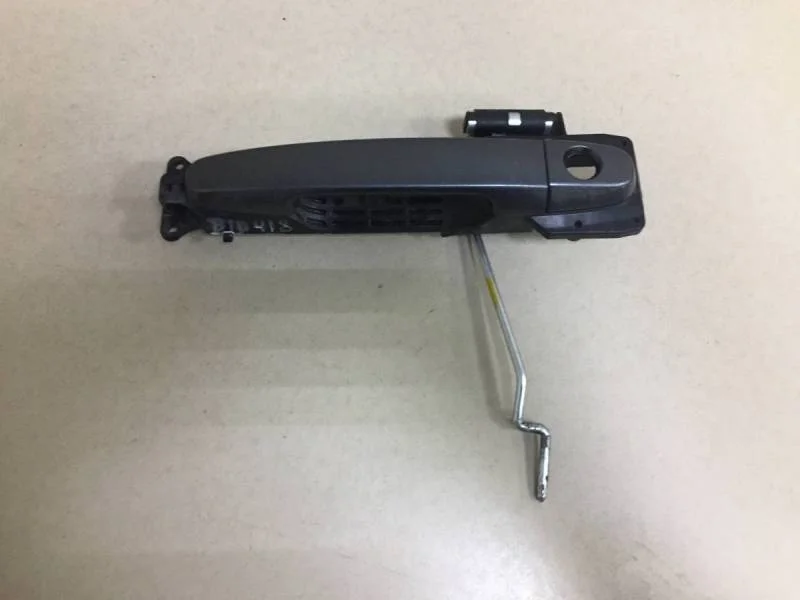 Ручка двери передней наружная левая Toyota Corolla E150 2006-2013