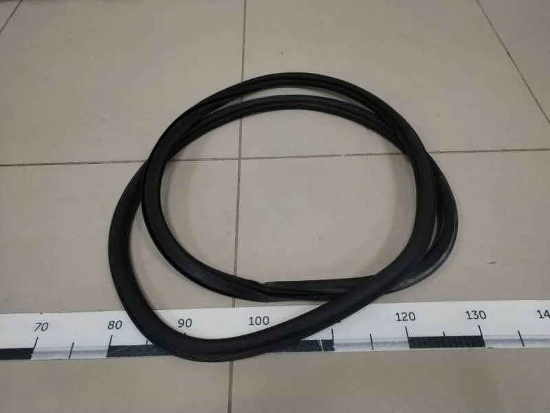 Уплотнитель проема двери задней левой Volkswagen Polo (Sed RUS) 2011>