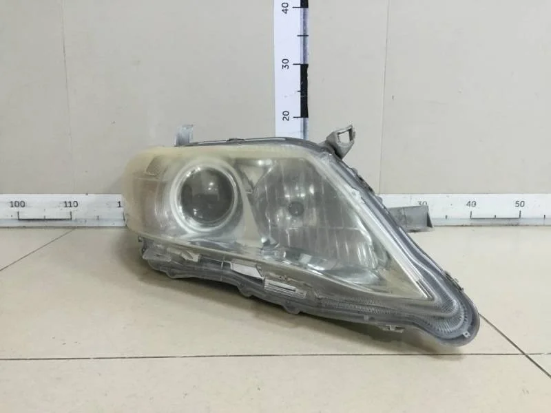 Фара правая Toyota Camry (V40) 2006-2011