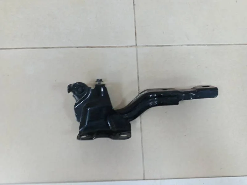 Петля капота правая Kia Rio 3 (UB) 2011-2017