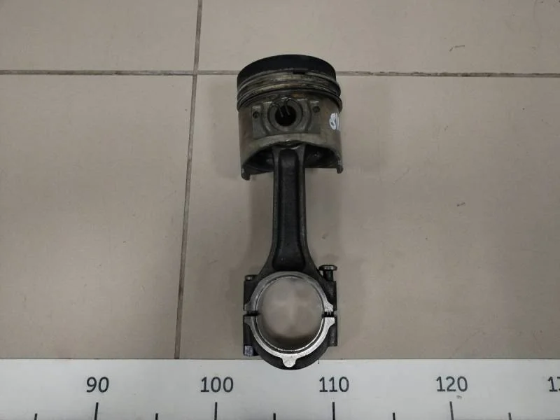 Поршень с шатуном Mitsubishi L200 (K6,K7) 1996-2006