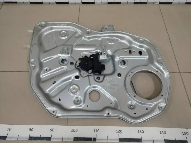 Стеклоподъемник электр. передний левый Kia Sorento (XM) 2009>