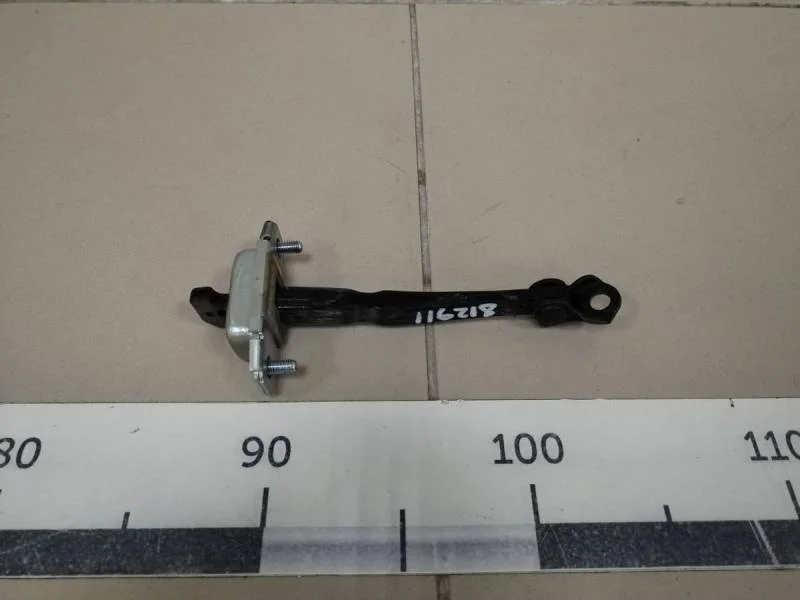 Ограничитель двери Kia Sorento (XM) 2009>