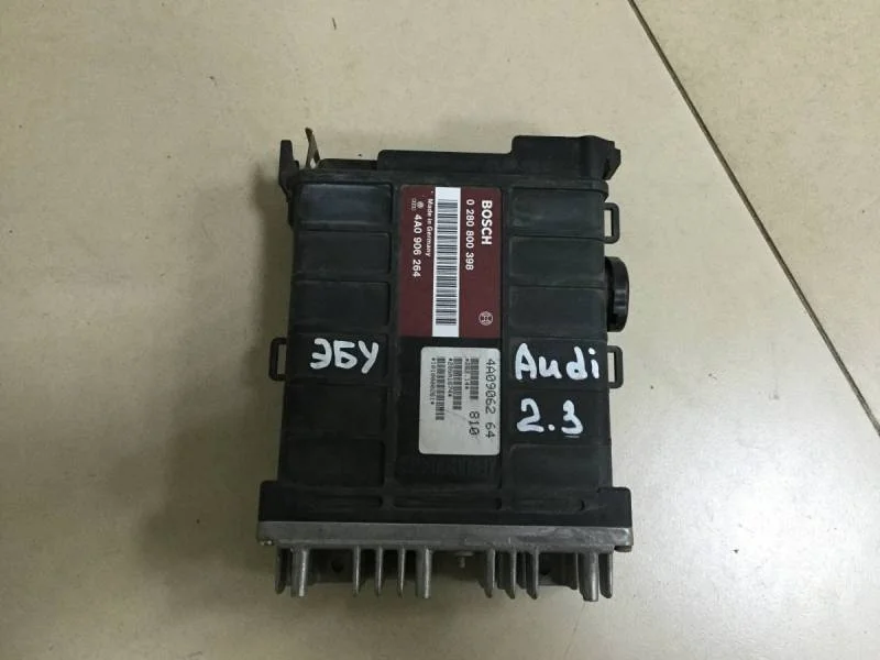 Блок управления двигателем Audi 100 4 (C4) 1991-1994г