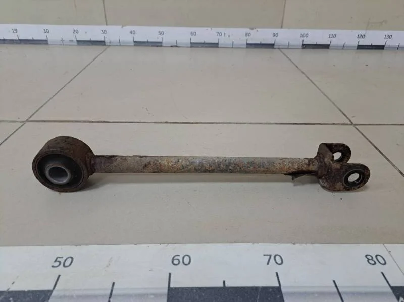 Рычаг задний продольный правый Kia Sorento (XM) 2009>