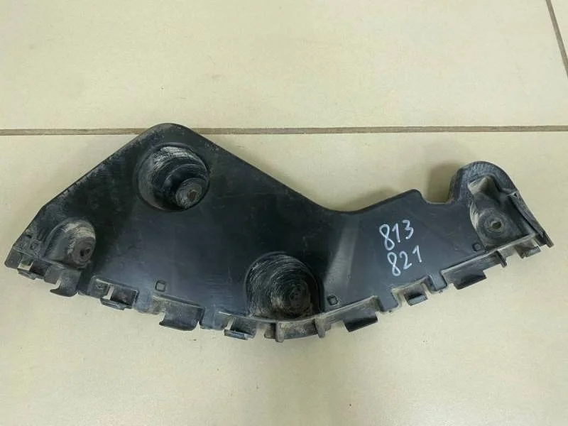 Кронштейн заднего бампера правый Renault Duster 2012>