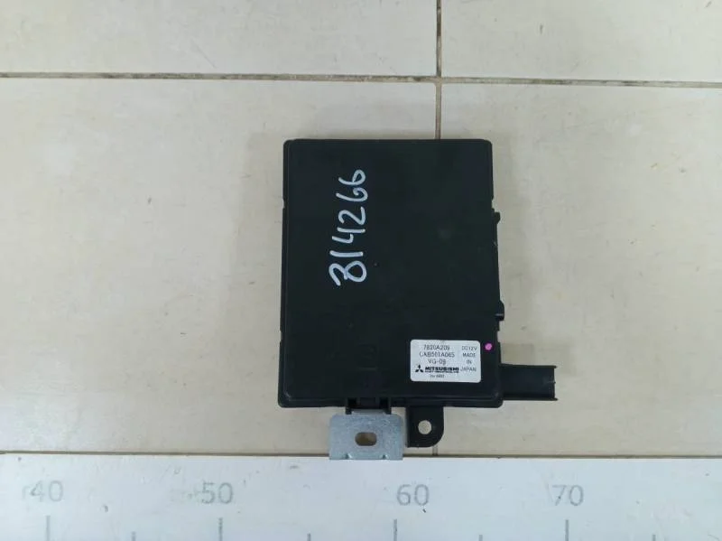 Блок электронный Mitsubishi Outlander XL (CW) 2006-2012