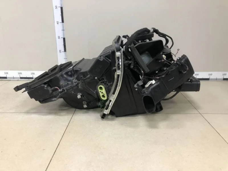 Корпус отопителя Volkswagen Phaeton 2007-2016