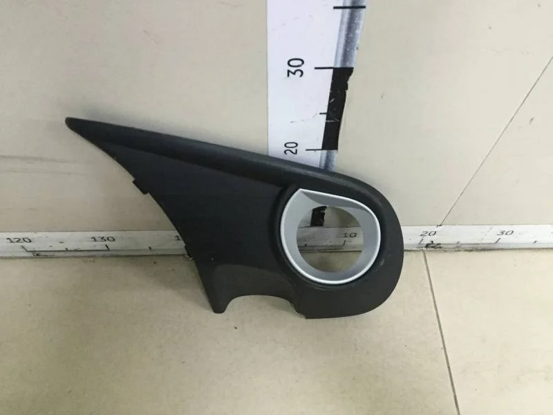 Решетка в бампер левая Volkswagen Touareg (7L) 2002-2010