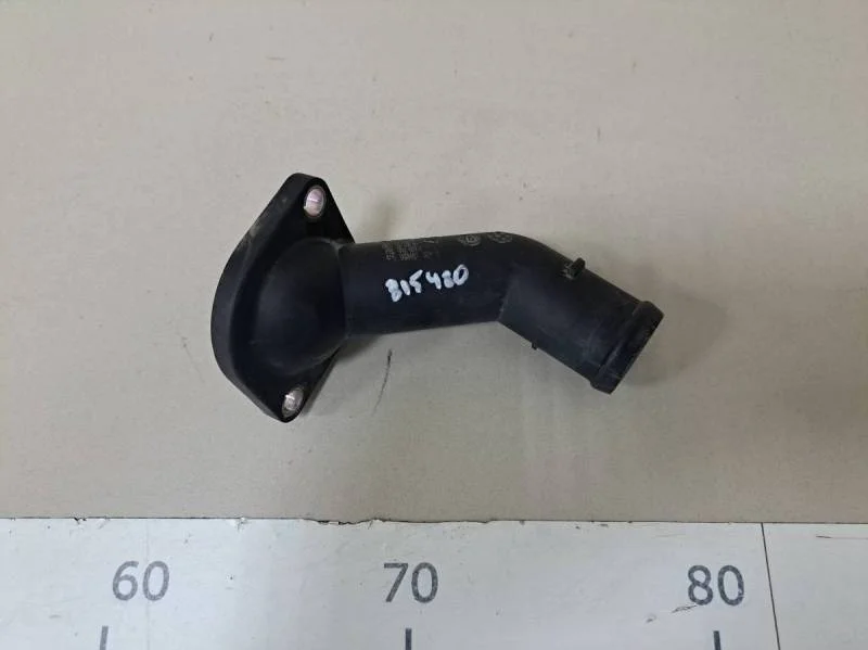 Крышка термостата Volkswagen Golf Plus 5 2005-2014