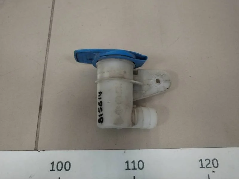 Горловина бачка омывателя Volkswagen Golf Plus 5 2005-2014