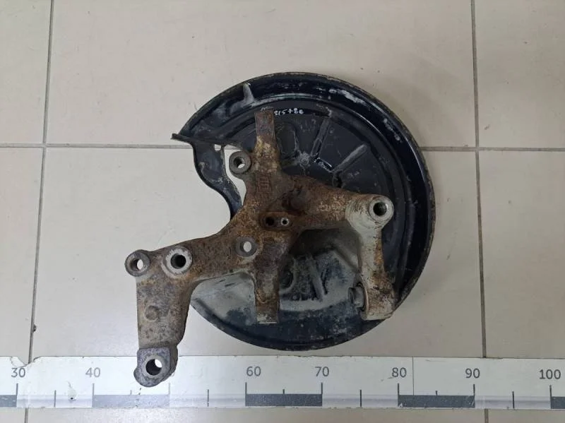 Кулак поворотный задний правый Volkswagen Golf Plus 5 2005-2014