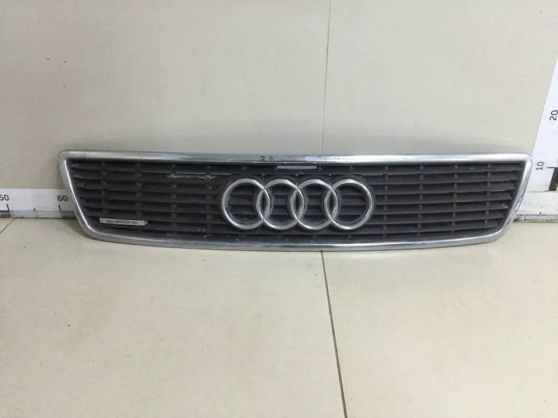 Решетка радиатора Audi A8 (D2, 4D) 1998-2003
