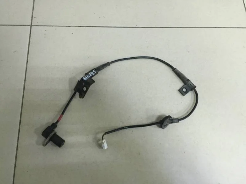Датчик ABS задний правый Hyundai Sonata 4 (EF,Tagaz) 2001-2012