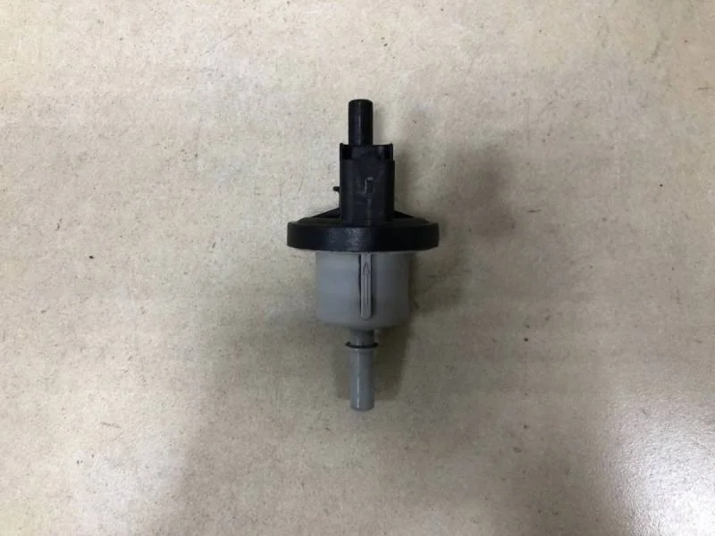 Клапан вентиляции топливного бака Renault Duster 2012>