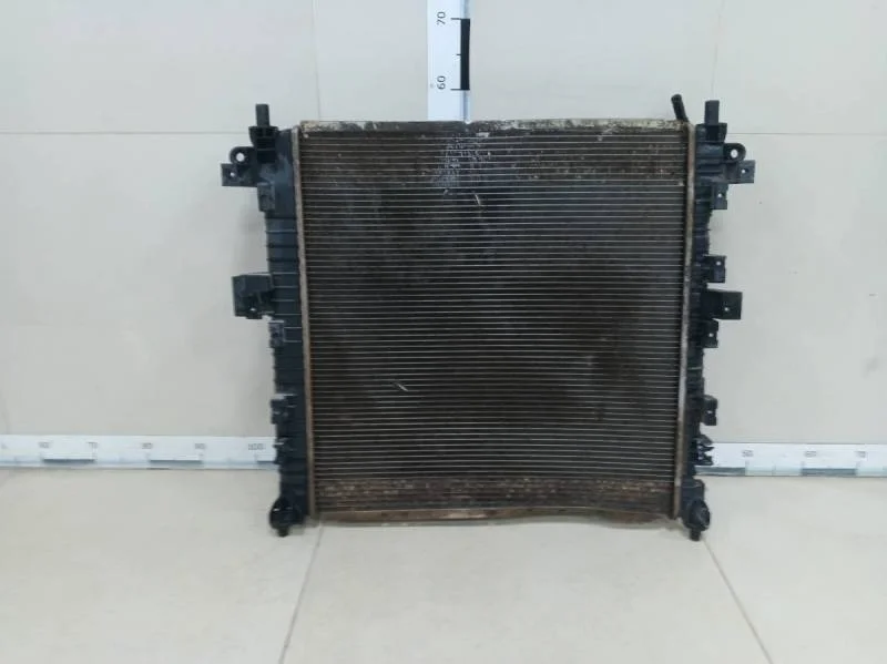 Радиатор охлаждения двигателя SsangYong Actyon 2005-2012